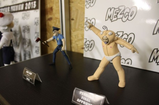 mezco-0008